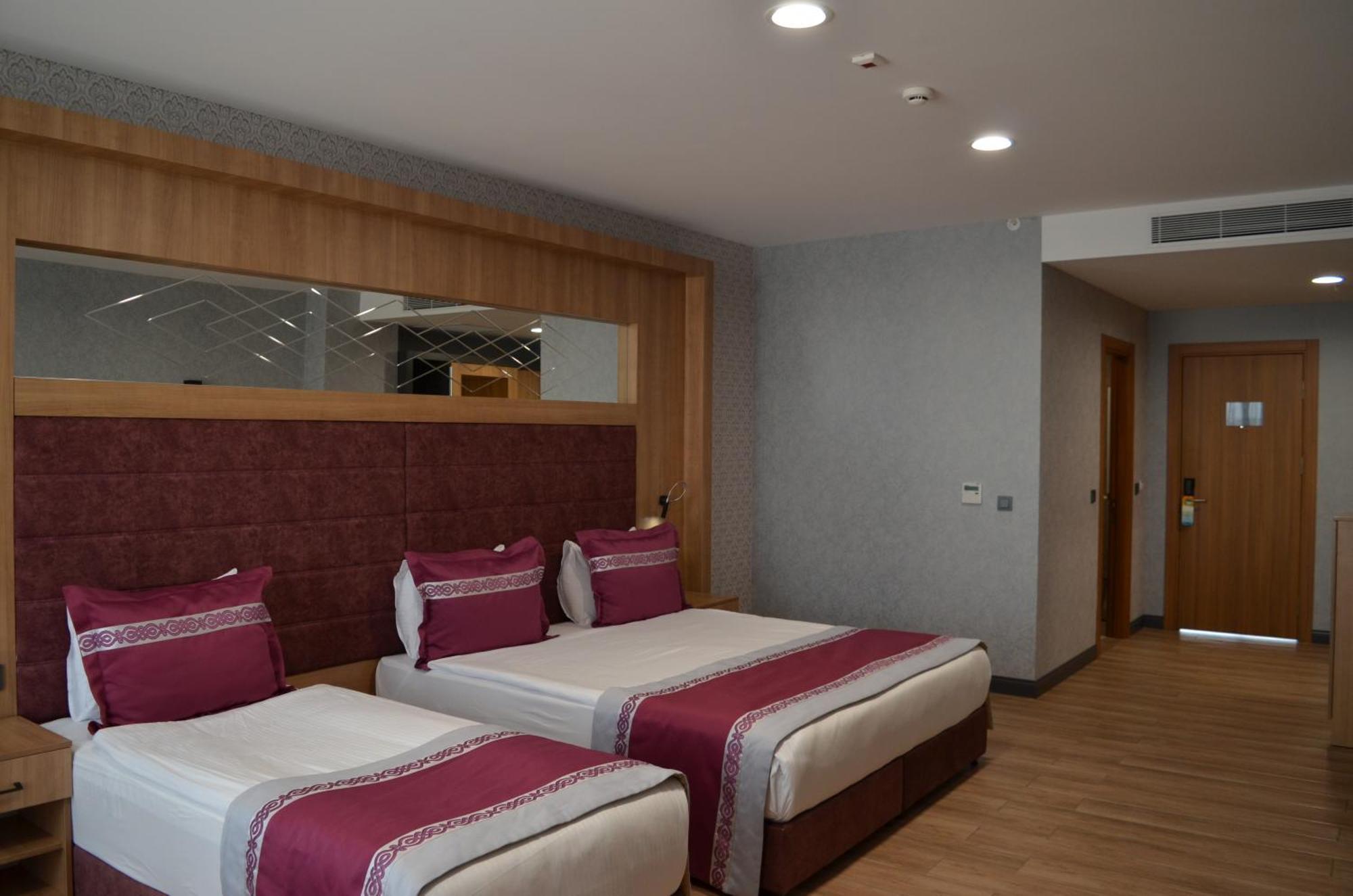 Lavanta Tepesi Hotel Ve Spor Tesisleri Burdur Exterior foto